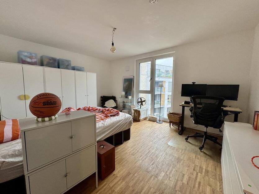Moderne 3-Zimmer Wohnung mit Balkon und Loggia sowie TG-Stellplatz im Dichterviertel zu vermieten! zimmer