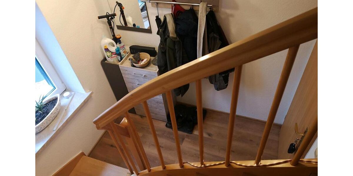 Dachgeschoßwohnung Bockenem - 4 Zimmer, 80 m&sup2;, 600&euro; | Angebot:24839020