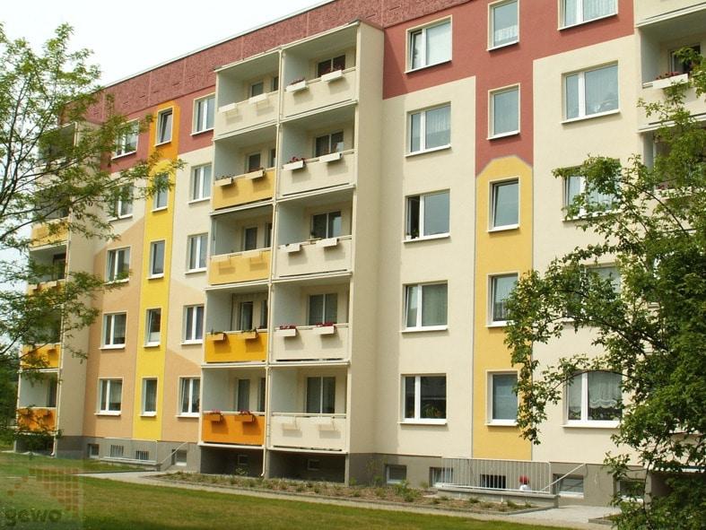 Etagenwohnung Freital - 3 Zimmer, 66 m&sup2;, 382&euro; | Angebot:24612289