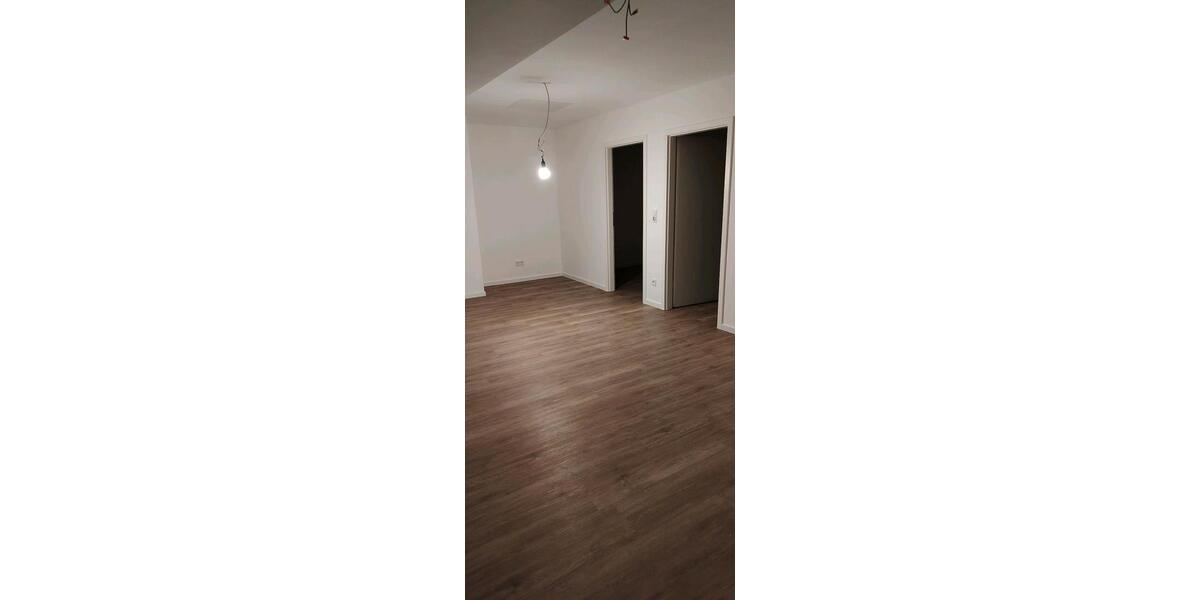 Dachgeschoßwohnung Losheim am See - 5 Zimmer, 107 m&sup2;, 850&euro; | Angebot:25539815