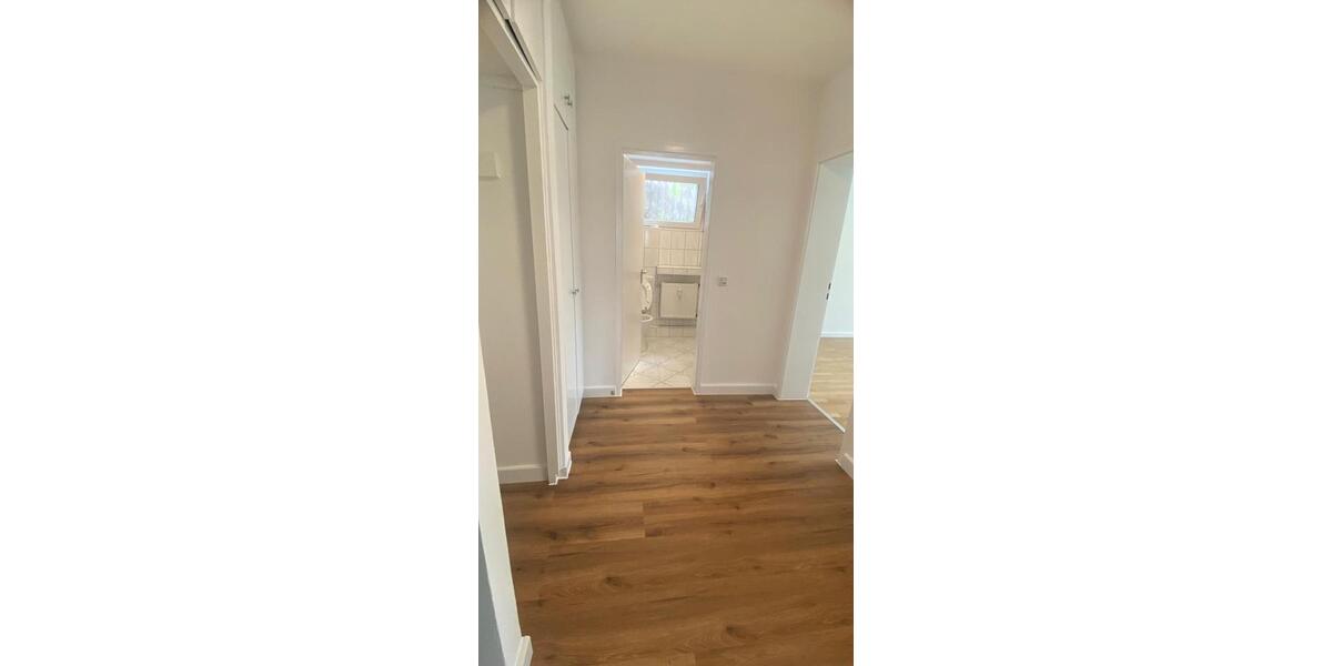Etagenwohnung Düsseldorf Stadtbezirk 5 - 2 Zimmer, 77 m&sup2;, 1.400&euro; | Angebot:26160667