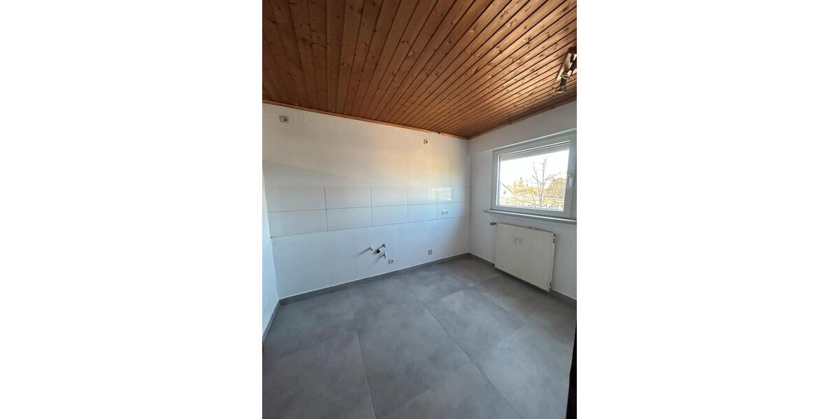 Etagenwohnung Königswinter - 2 Zimmer, 65 m&sup2;, 763&euro; | Angebot:26227610