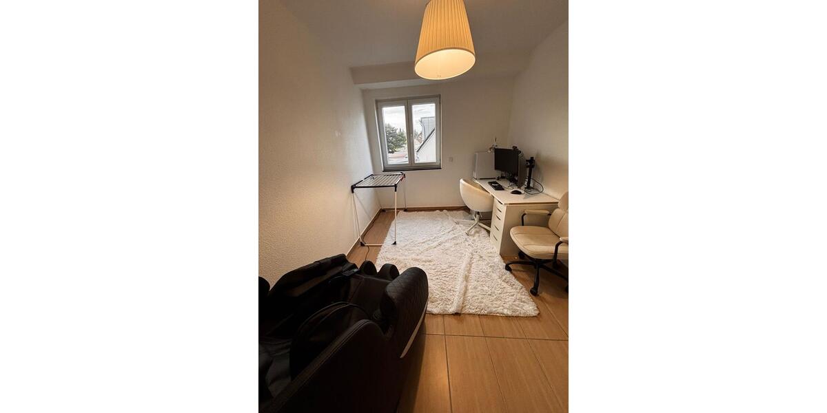 Etagenwohnung Köln Rodenkirchen - 4 Zimmer, 120 m&sup2;, 2.400&euro; | Angebot:26602705