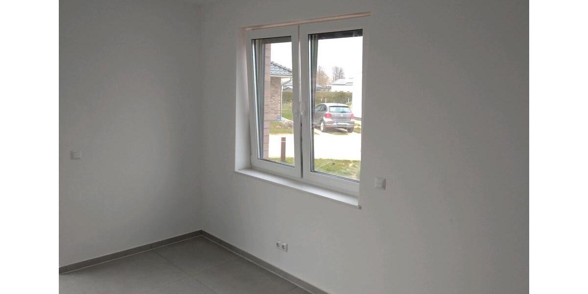 Doppelhaushälfte Bergen - 6 Zimmer, 154 m&sup2;, 1.500&euro; | Angebot:25919583