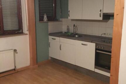 Wohnen auf Zeit Marsberg - 3 Zimmer, 13 m&sup2;, 225&euro; | Angebot:24875307