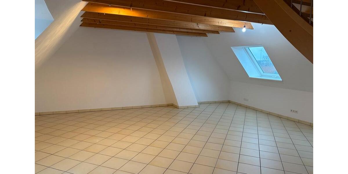Dachgeschoßwohnung Lichtenau - 4 Zimmer, 86 m&sup2;, 730&euro; | Angebot:25302836