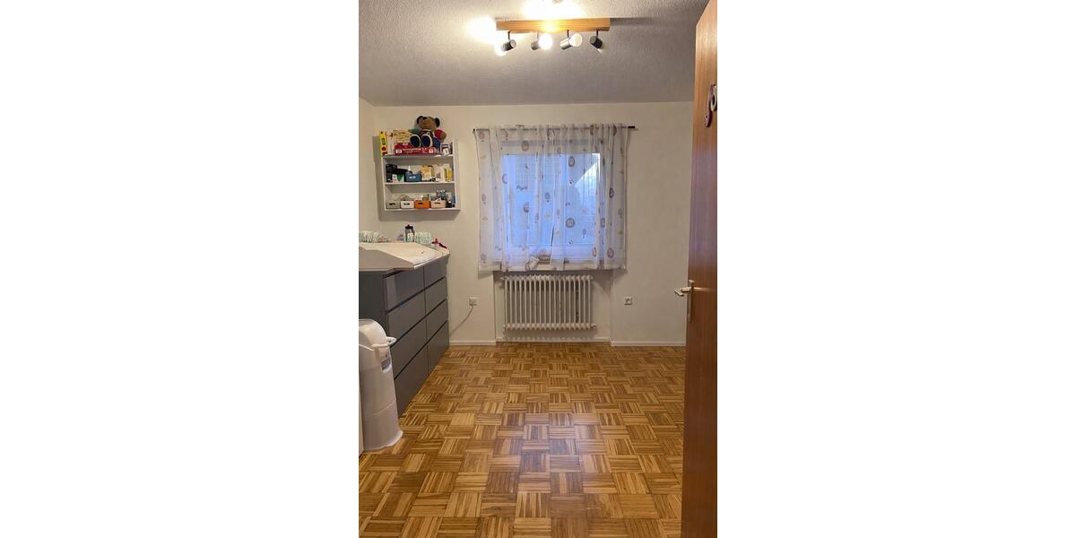 Erdgeschoßwohnung Gosheim - 4 Zimmer, 89 m&sup2;, 840&euro; | Angebot:25422671