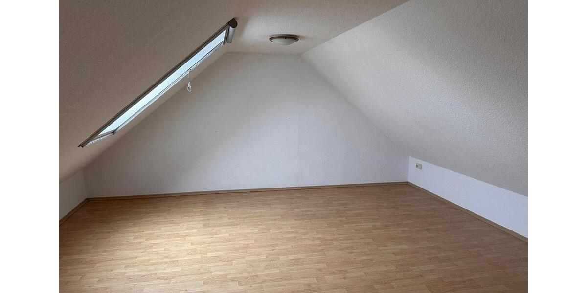 Maisonettenwohnung Eisleben (Lutherstadt) - 4 Zimmer, 87 m&sup2;, 522&euro; | Angebot:25143356