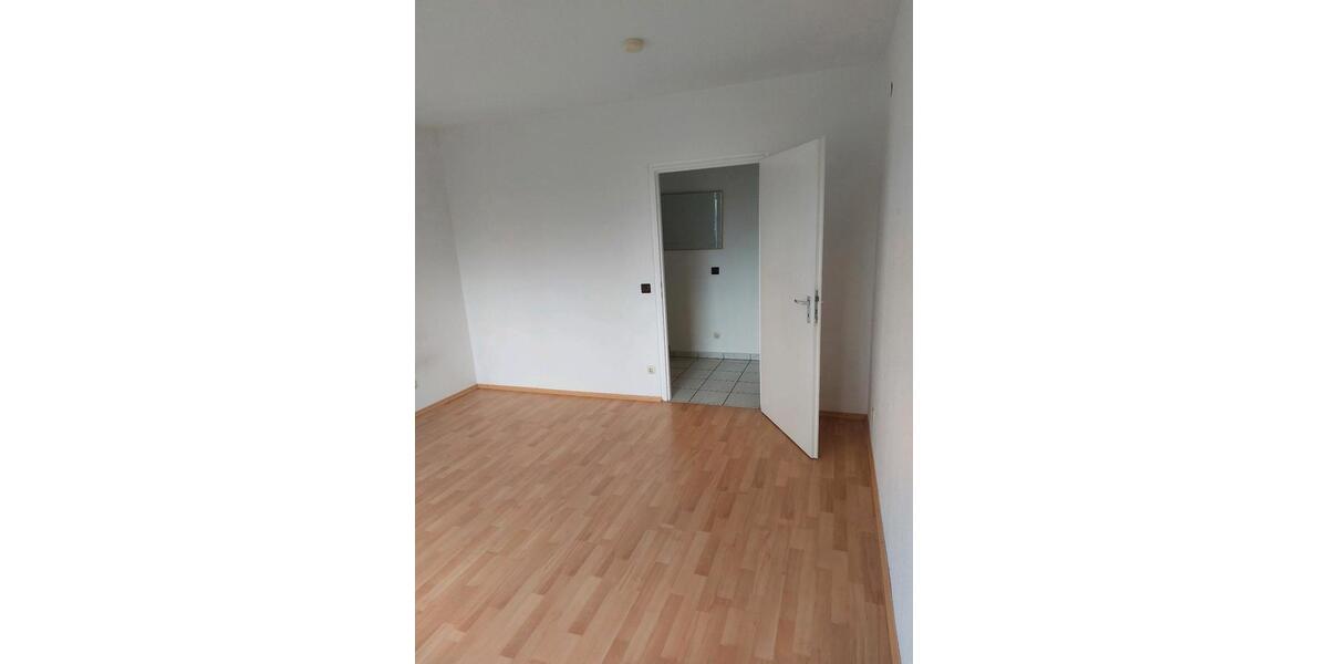 Etagenwohnung Kassel Philippinenhof-Warteberg - 3 Zimmer, 73 m&sup2;, 1.100&euro; | Angebot:25993284