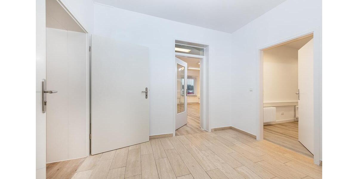 Gewerbeobjekt Reinbek - 1.599&euro; | Angebot:24001992