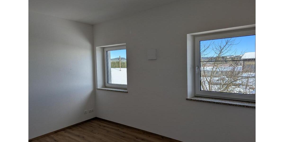 Dachgeschoßwohnung Marktoberdorf - 4 Zimmer, 1.290&euro; | Angebot:23683615