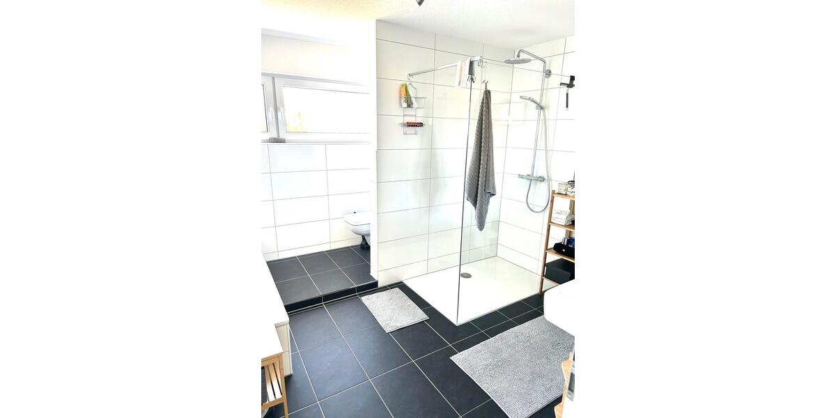 Etagenwohnung Hille - 3 Zimmer, 124 m&sup2;, 1.140&euro; | Angebot:26403787