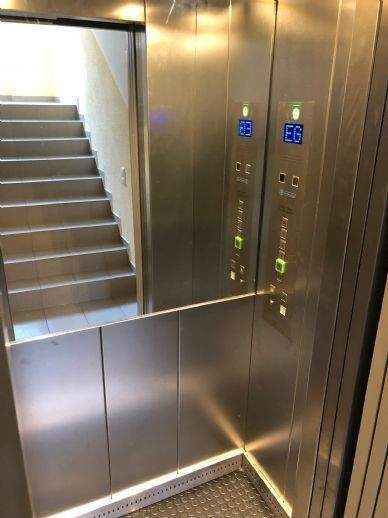 3 Raum Wohnung mit Balkon Laminat Lift in der Raiffeisenstraße Krämpfervorstadt 3 zimmer