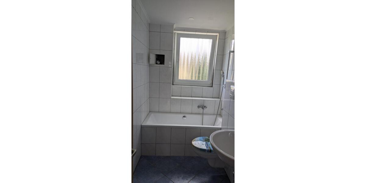 Etagenwohnung Schleife - 4 Zimmer, 68 m&sup2;, 380&euro; | Angebot:25959990