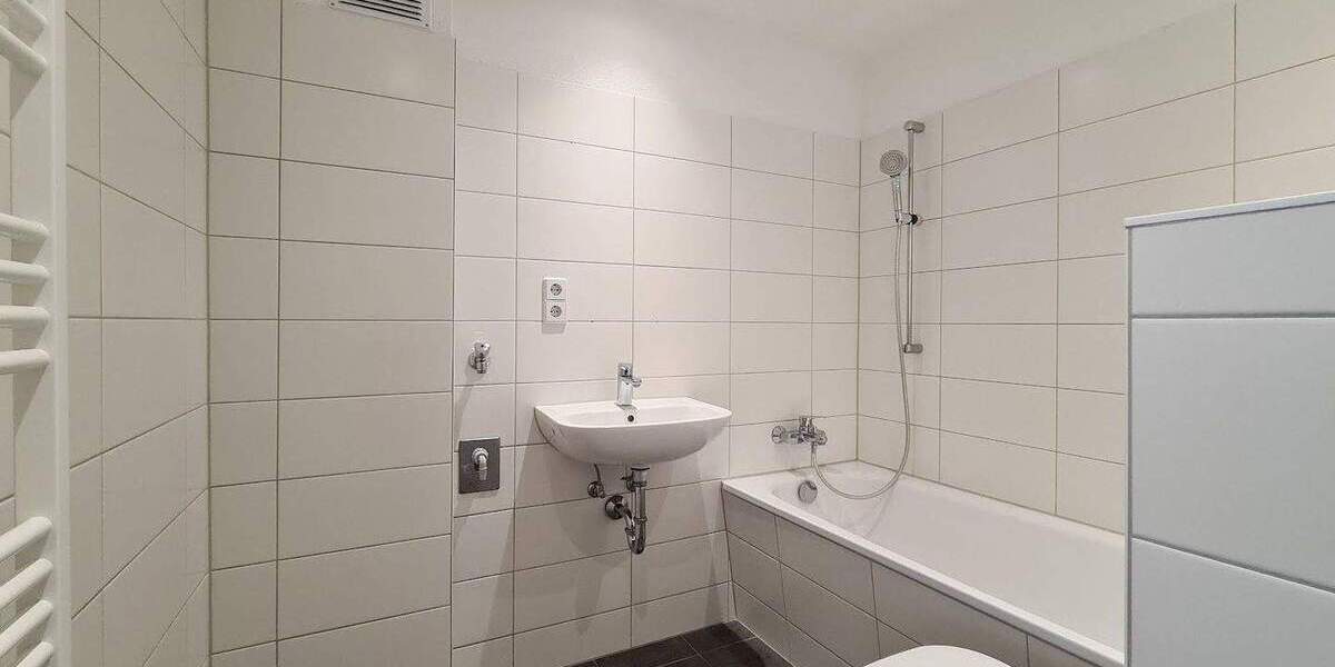 Etagenwohnung Freiberg Freiberg West - 4 Zimmer, 71 m&sup2;, 415&euro; | Angebot:25938747