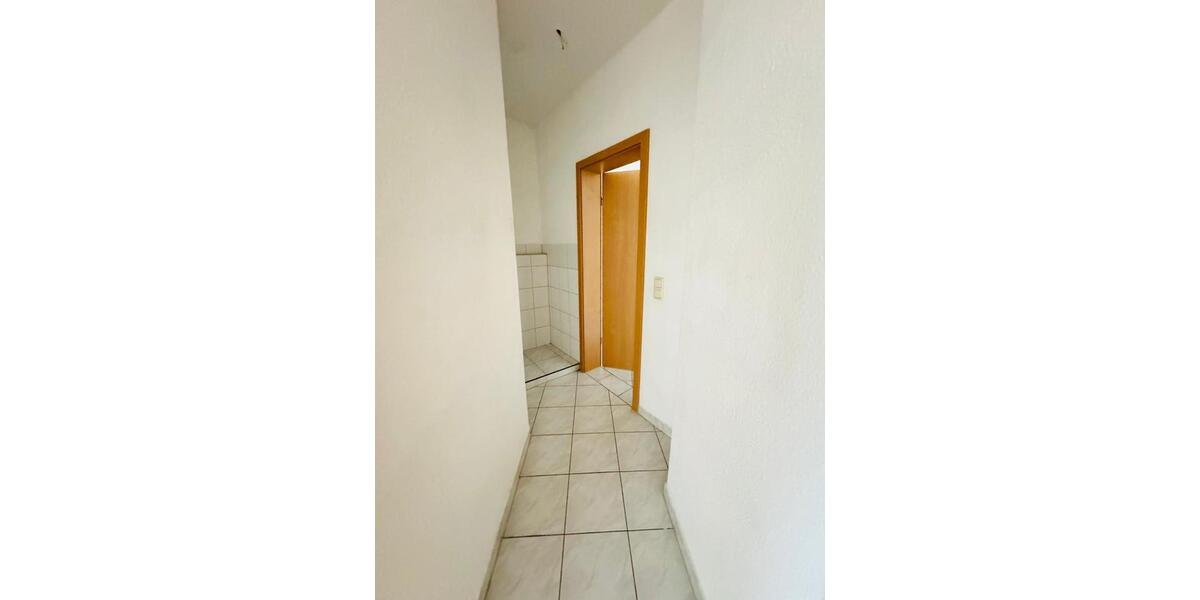 Erdgeschoßwohnung Gera Alt-Bieblach - 1 Zimmer, 27 m&sup2;, 175&euro; | Angebot:25711637