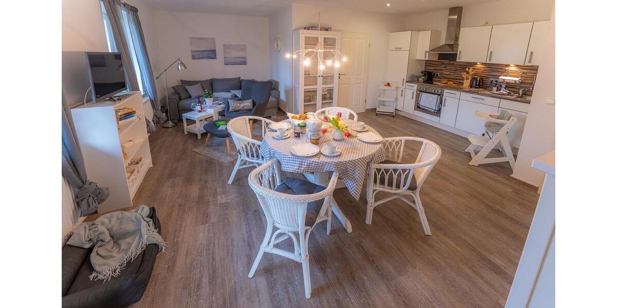 Erdgeschoßwohnung Zetel - 2 Zimmer, 54 m&sup2;, 650&euro; | Angebot:26702325
