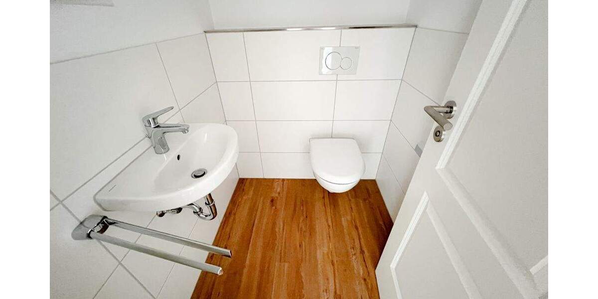 Etagenwohnung Arnstadt - 5 Zimmer, 143 m&sup2;, 1.580&euro; | Angebot:25663488