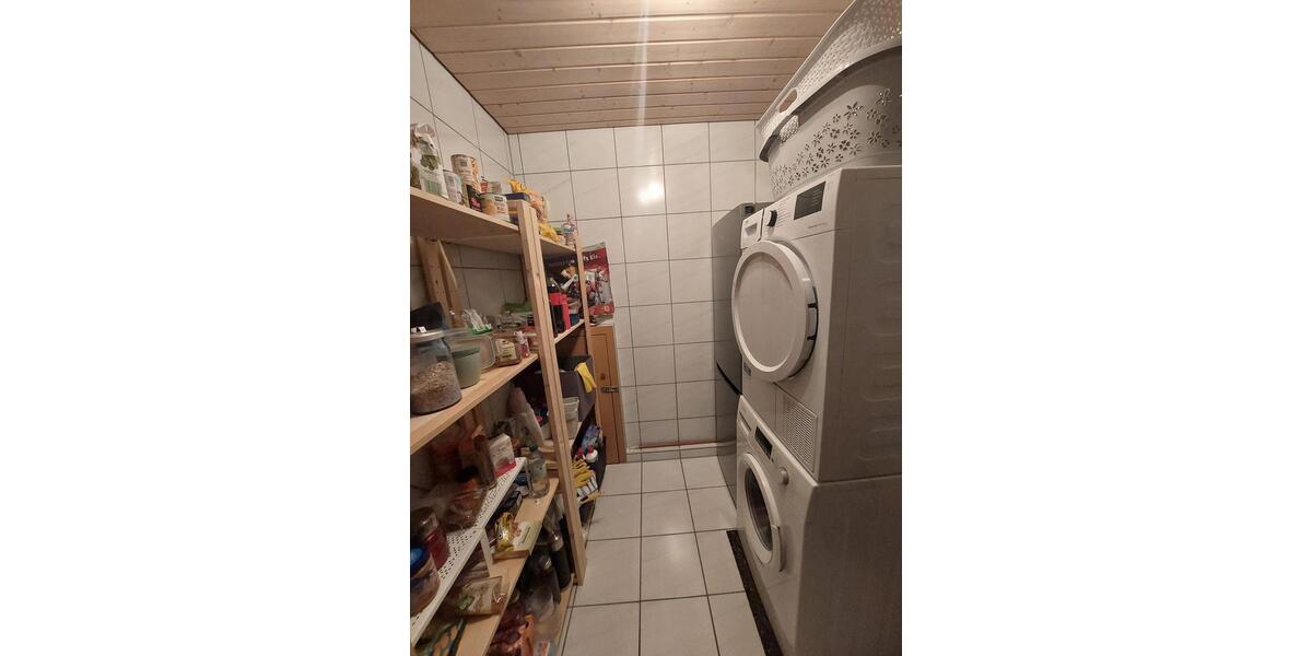 Wohnen auf Zeit Ludwigsburg Oßweil - 3 Zimmer, 18 m&sup2;, 550&euro; | Angebot:26190882