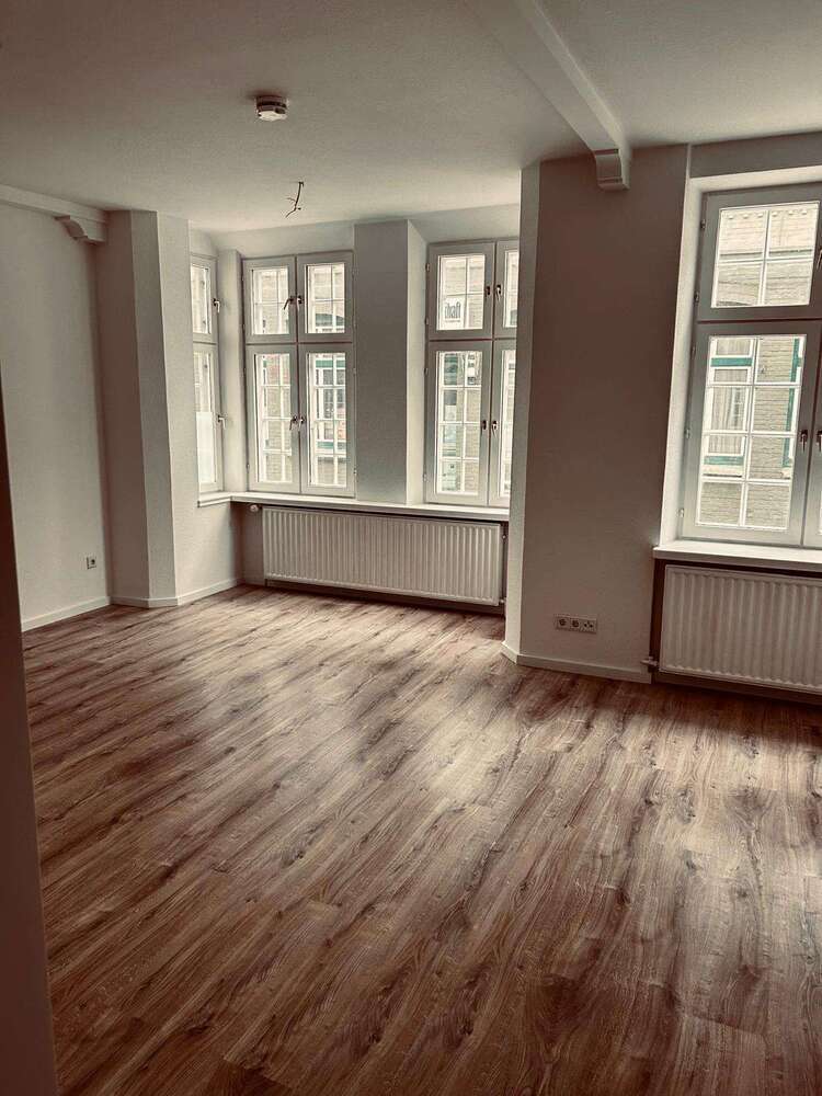 Wohnung zum Mieten in Husum 750 € 75 m²