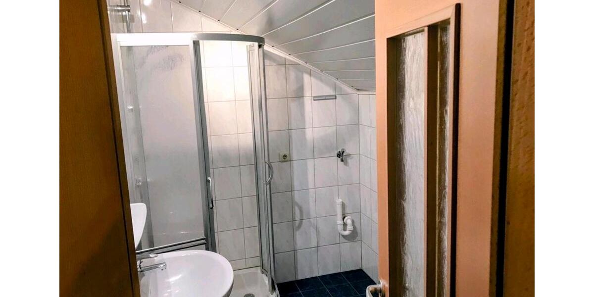 Dachgeschoßwohnung Rotthalmünster - 1 Zimmer, 30 m&sup2;, 430&euro; | Angebot:26230316