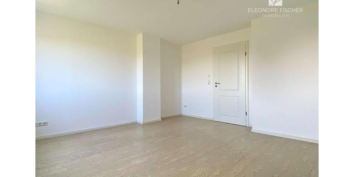 Dachgeschoßwohnung Fünfstetten - 5.5 Zimmer, 186 m&sup2;, 1.250&euro; | Angebot:22354812