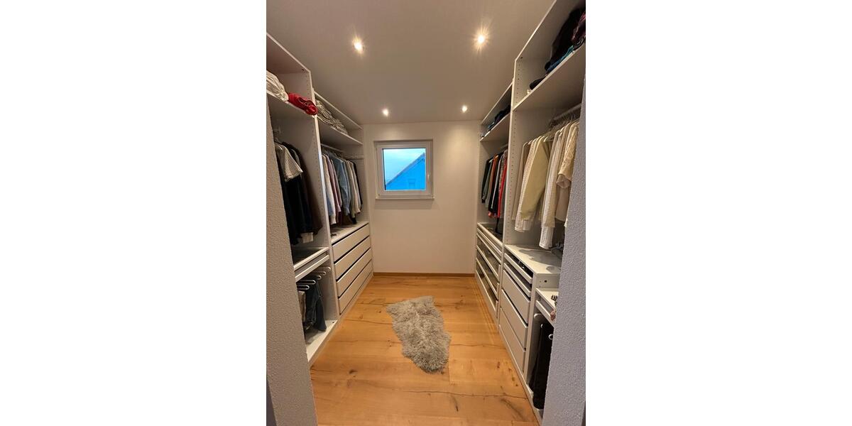 Einfamilienhaus Kettershausen - 6 Zimmer, 212 m&sup2;, 2.000&euro; | Angebot:25046990