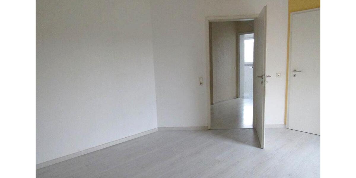 Helle 5-Zimmer-Maisonett-Wohnung mit Balkon, Einbauküche und Stellplätze in Hadamar! 5 zimmer