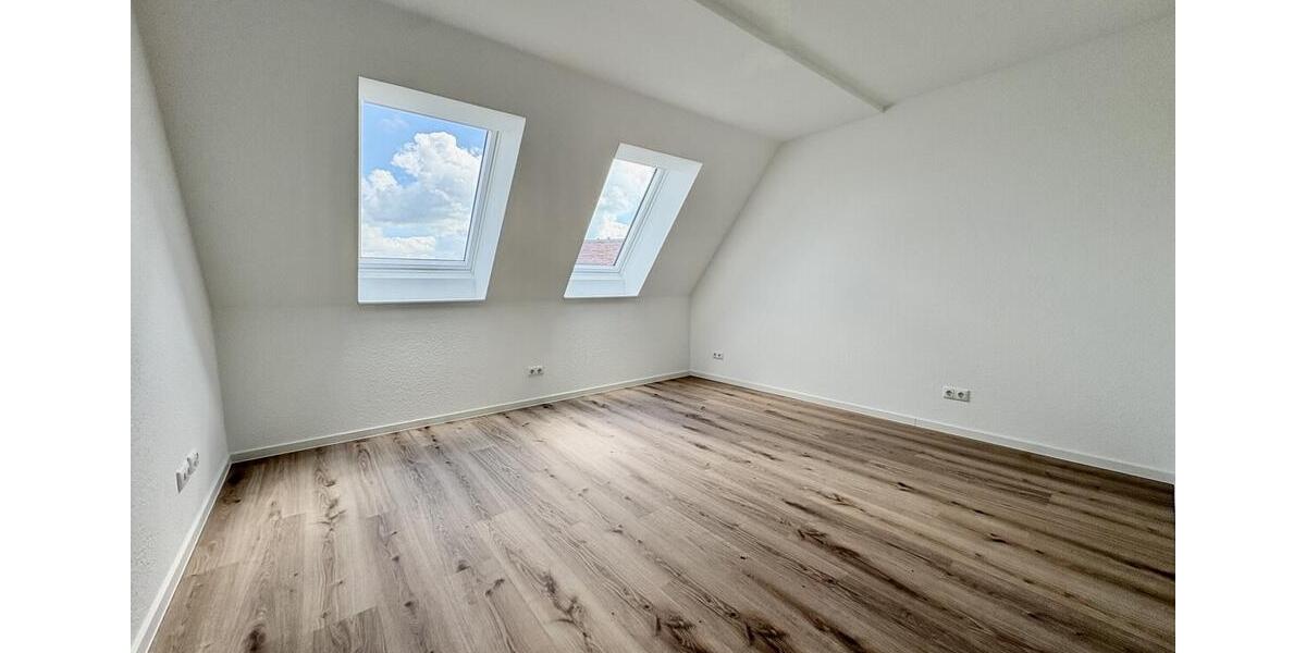 Etagenwohnung Kiel Südfriedhof - 3 Zimmer, 91 m&sup2;, 1.740&euro; | Angebot:26704518