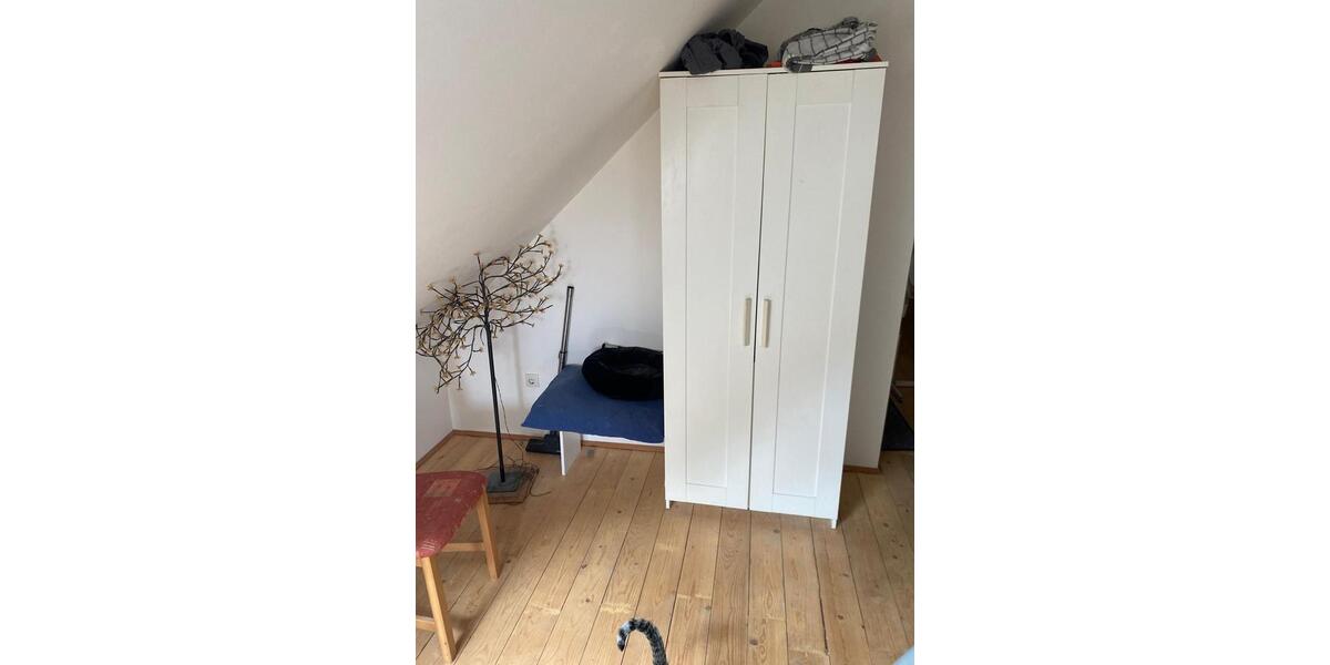 Dachgeschoßwohnung Rotenburg an der Fulda - 2 Zimmer, 35 m&sup2;, 400&euro; | Angebot:26568728