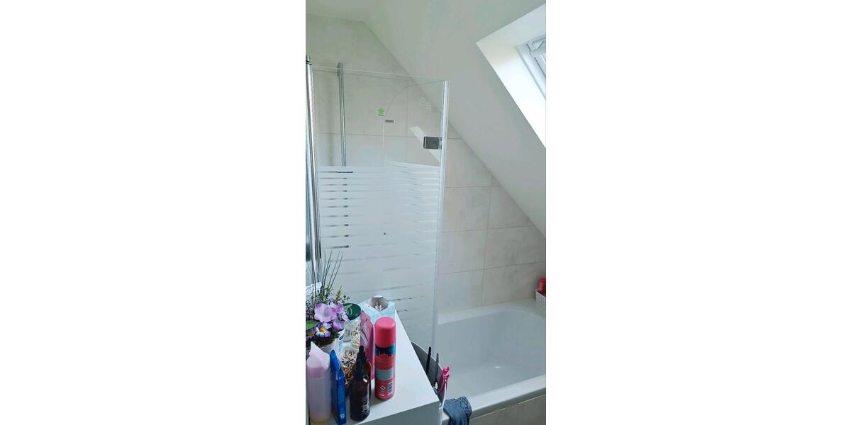 Dachgeschoßwohnung Gückingen - 3 Zimmer, 60 m&sup2;, 700&euro; | Angebot:26094440