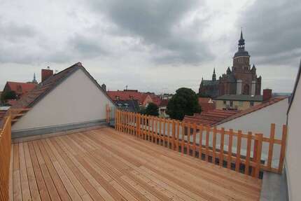 Wohnung zum Mieten in Stralsund 1.750 € 118 m² 3 zimmer