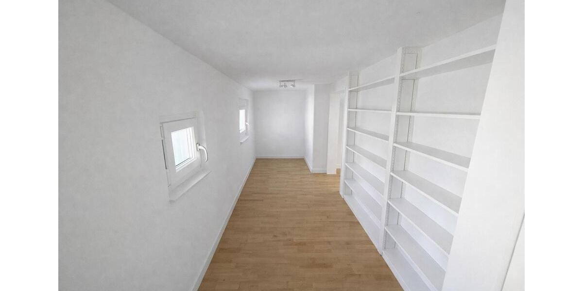 Doppelhaushälfte Gräfelfing - 6 Zimmer, 180 m&sup2;, 3.500&euro; | Angebot:25876664