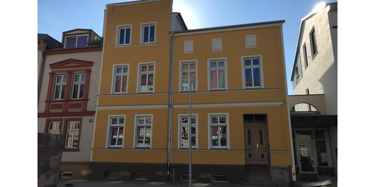 Dachgeschoßwohnung Greifswald - 3 Zimmer, 120 m&sup2;, 1.300&euro; | Angebot:24837715