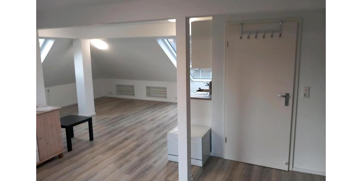 Dachgeschoßwohnung Aldenhoven - 2 Zimmer, 37 m&sup2;, 590&euro; | Angebot:26488141