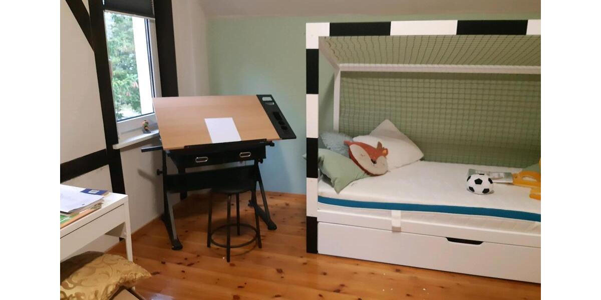 Etagenwohnung Parchim - 4 Zimmer, 120 m&sup2;, 800&euro; | Angebot:25882730