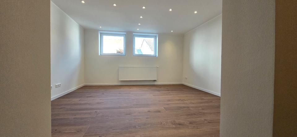 Erdgeschoßwohnung Langgöns - 2.5 Zimmer, 80 m&sup2;, 850&euro; | Angebot:26413096