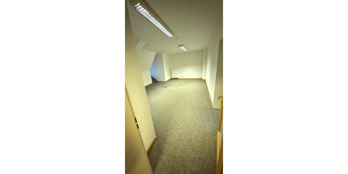 Gewerbeobjekt Deggendorf - 1.300&euro; | Angebot:26228224