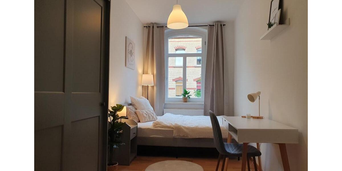 Wohnen auf Zeit Erfurt Johannesplatz - 1 Zimmer, 99 m&sup2;, 515&euro; | Angebot:25418566