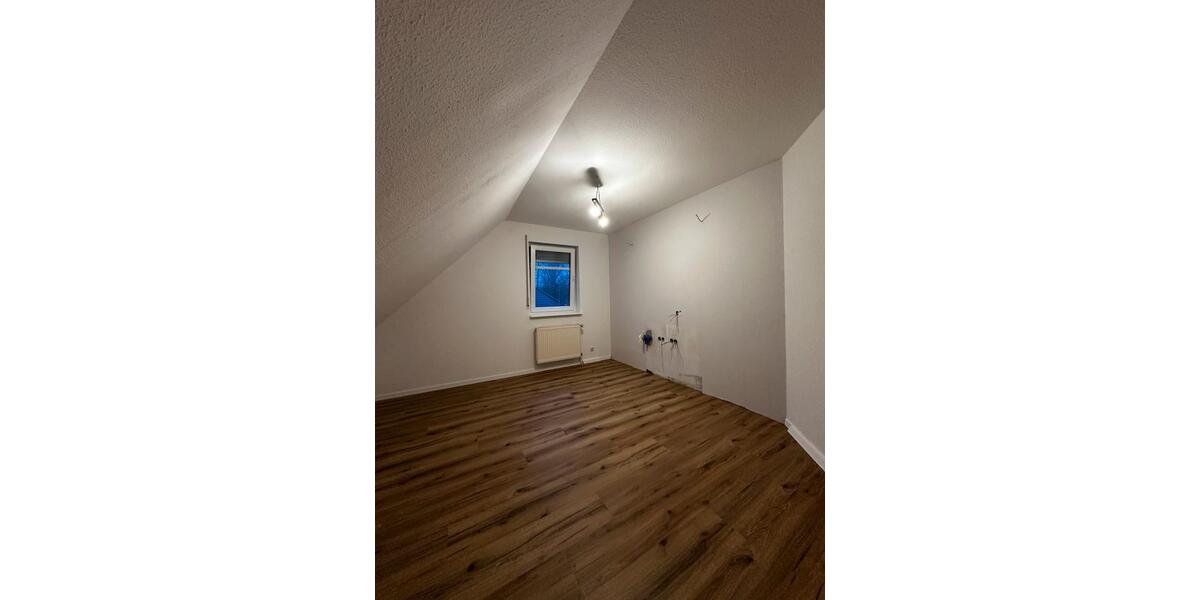 Etagenwohnung Apen - 3 Zimmer, 66 m&sup2;, 850&euro; | Angebot:25625908