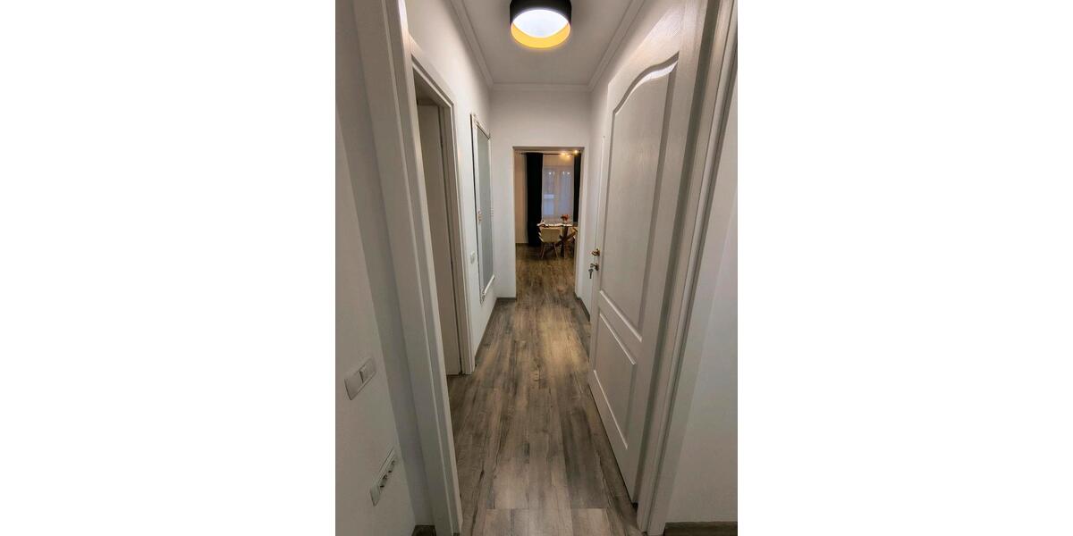 Etagenwohnung Kronach - 6 Zimmer, 150 m&sup2;, 1.000&euro; | Angebot:26567516
