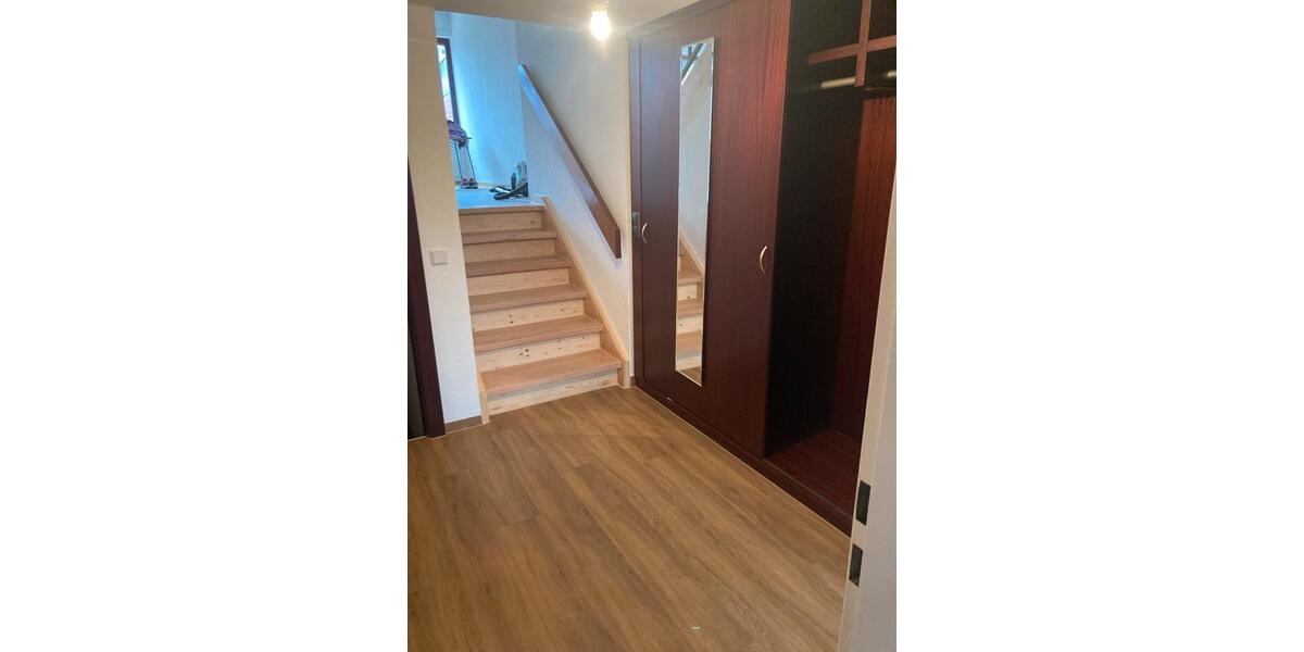 Doppelhaushälfte Dortmund Aplerbeck - 6 Zimmer, 135 m&sup2;, 2.000&euro; | Angebot:25223884