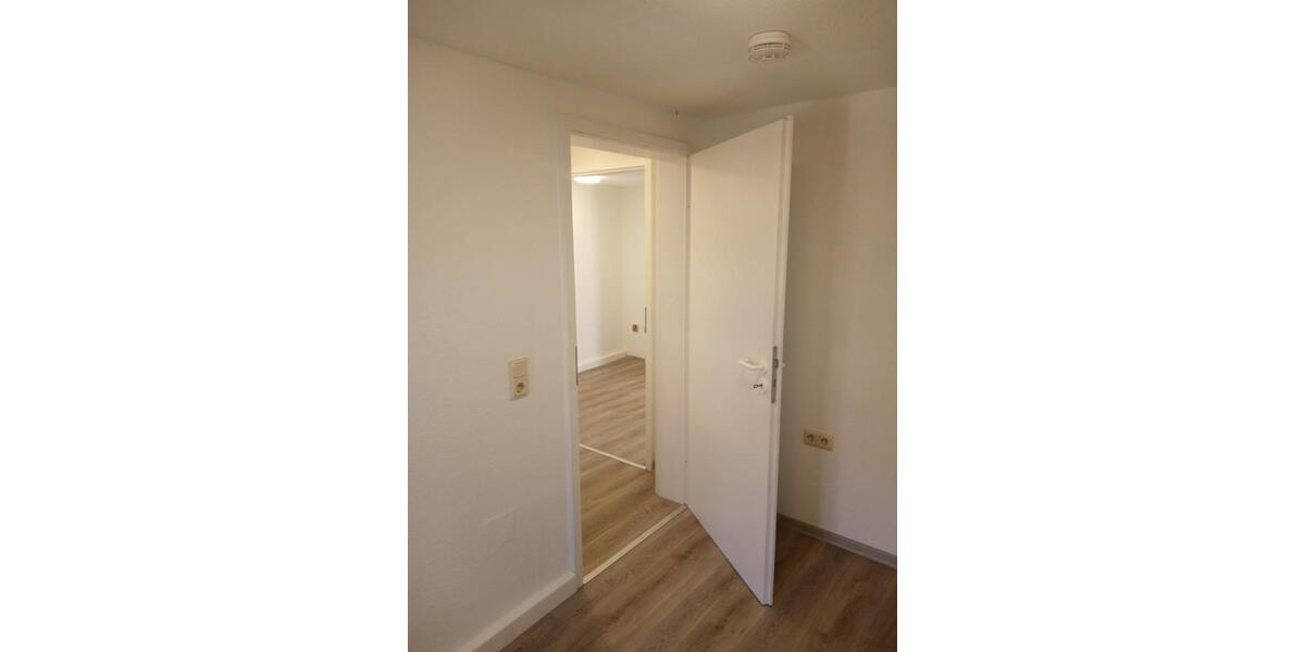 Etagenwohnung Neukirchen - 2 Zimmer, 36 m&sup2;, 306&euro; | Angebot:26179815
