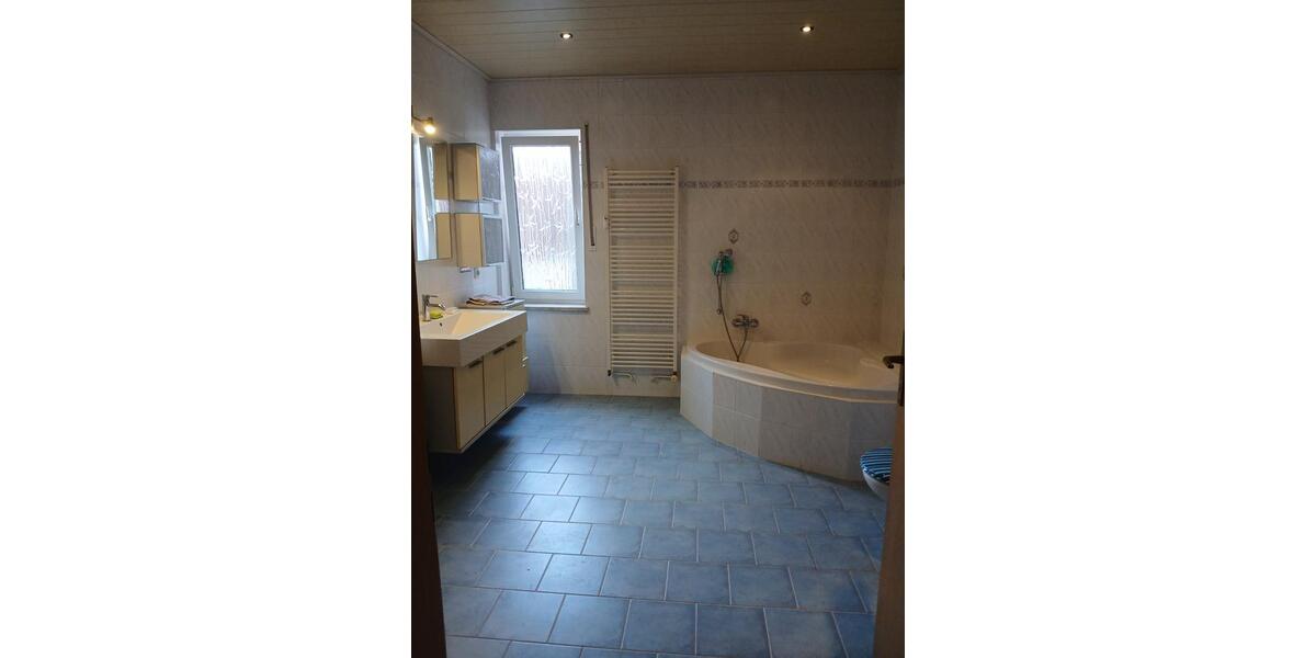 Wohnen auf Zeit Biederitz - 3 Zimmer, 100 m&sup2;, 25&euro; | Angebot:22442036