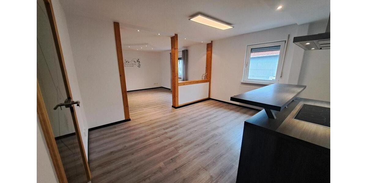 Etagenwohnung Neuhof - 3.5 Zimmer, 100 m&sup2;, 750&euro; | Angebot:26227374