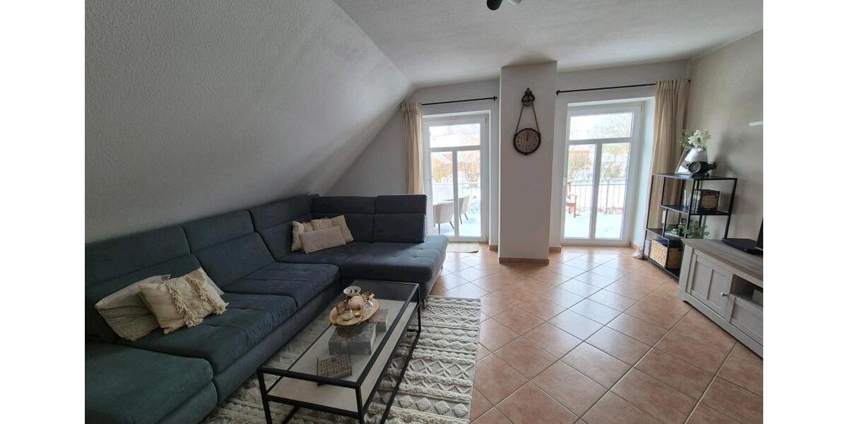 Dachgeschoßwohnung Minden Kuhlenkamp - 3.5 Zimmer, 90 m&sup2;, 890&euro; | Angebot:25052521