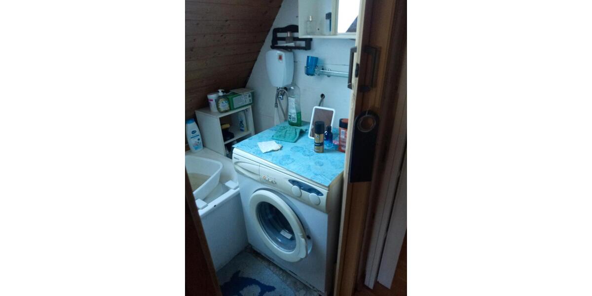 1 Zimmer Wohnung im Dachgeschoss 1 zimmer