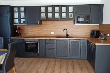 Sehr schöne moderne 4-Zi.-Whg., 1. OG, sonniger Blk., Gäste-WC 4 zimmer