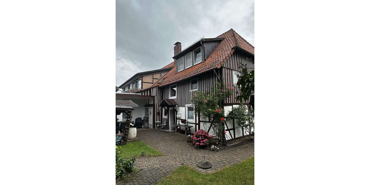 Etagenwohnung Wolfsburg-Ehmen Ehmen - 5 Zimmer, 135 m&sup2;, 1.050&euro; | Angebot:27031932