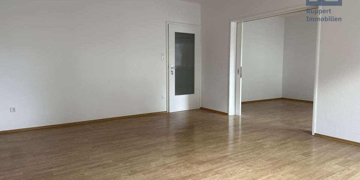 Wohnung zum Mieten in Würzburg 1.075 € 82 m² 3 zimmer